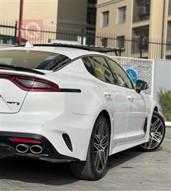 کیا ستینگەر